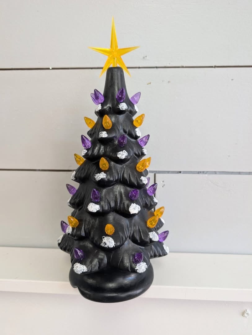 Vintage style ceramic tree with light kit