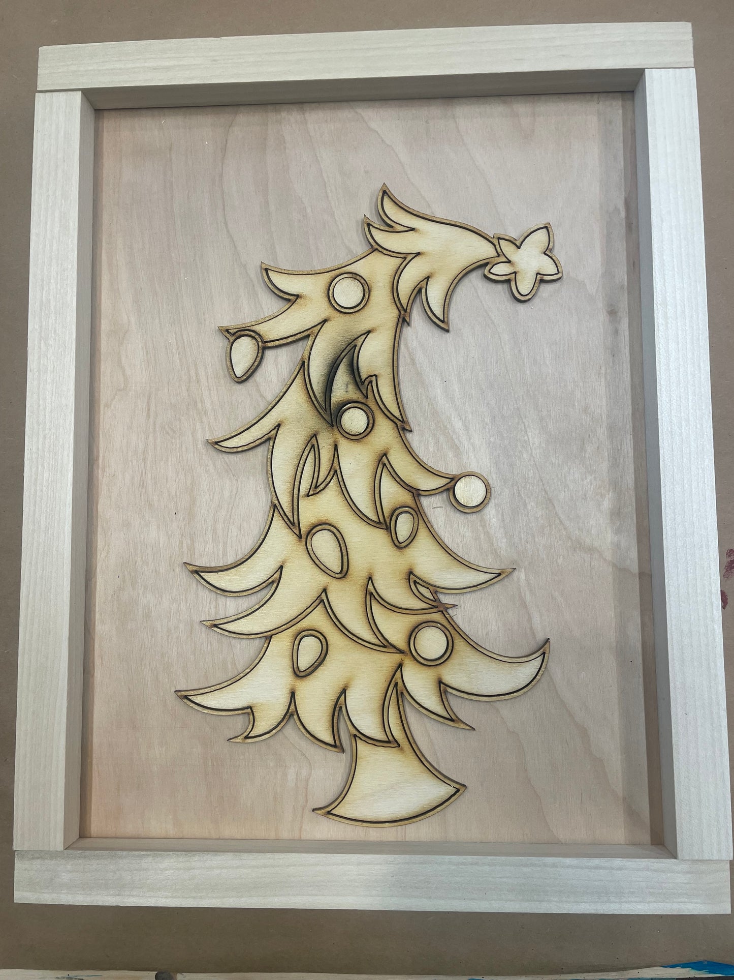 11/1/25 at 10am Christmas Door Hangers with Liquid Glass Add On