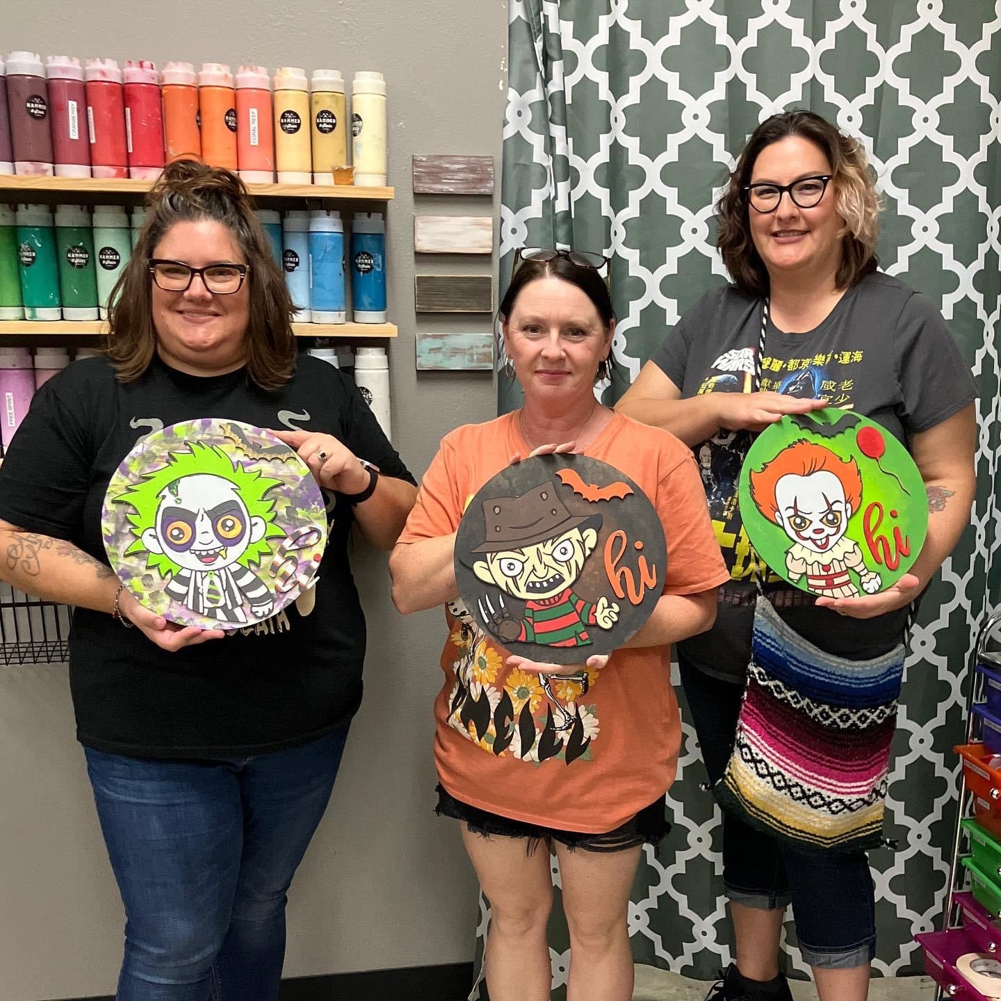 Horror Homies on 10” Round