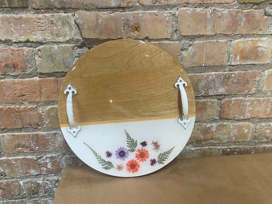 4/25 at 6:30 Pressed Flower Resin
